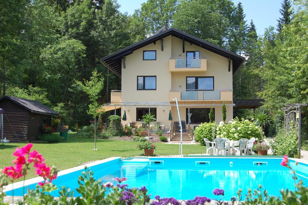 Haus Am Wald Apartment Faak am See Exterior photo